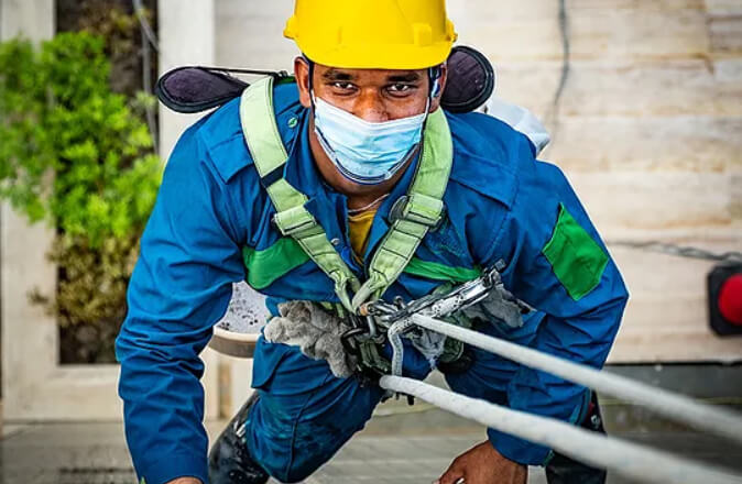 Outdoor Glass Cleaning Service Muscat page imgage 1